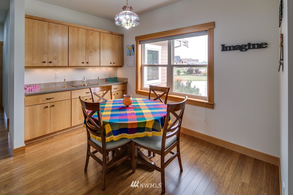 6833 Baker Ridge Drive Lynden, WA 98264 - Photo 4 of 25