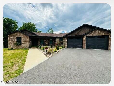 372 Laurel Loop Monterey, TN 38574 - Photo 3 of 51 02