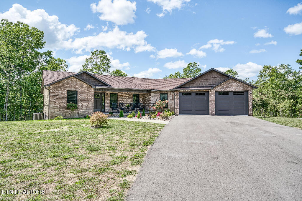 372 Laurel Loop Monterey, TN 38574 - Photo 8 of 51 07
