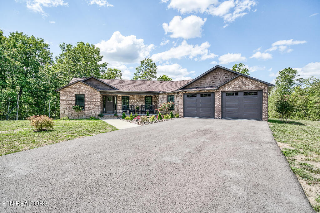 372 Laurel Loop Monterey, TN 38574 - Photo 9 of 51 08