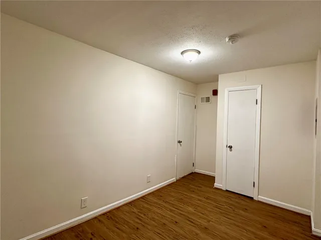 $2,300 | 800 Oakland Beach Avenue, Unit B, Warwick, RI 02889