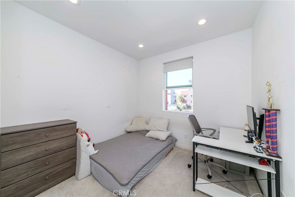 408 Hudson Street Brea, CA 92821 - Photo 25 of 34