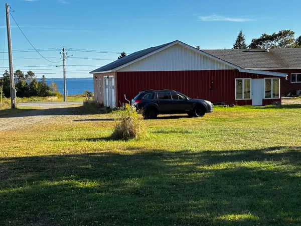$399,500 | 361 West Main Street, Searsport, ME 04974