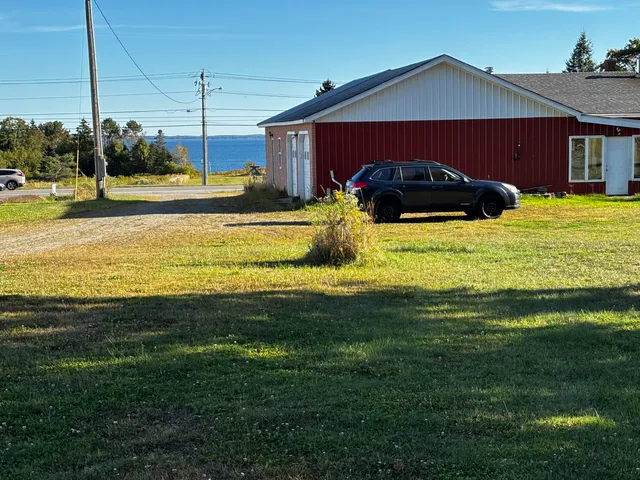 $399,500 | 361 West Main Street, Searsport, ME 04974