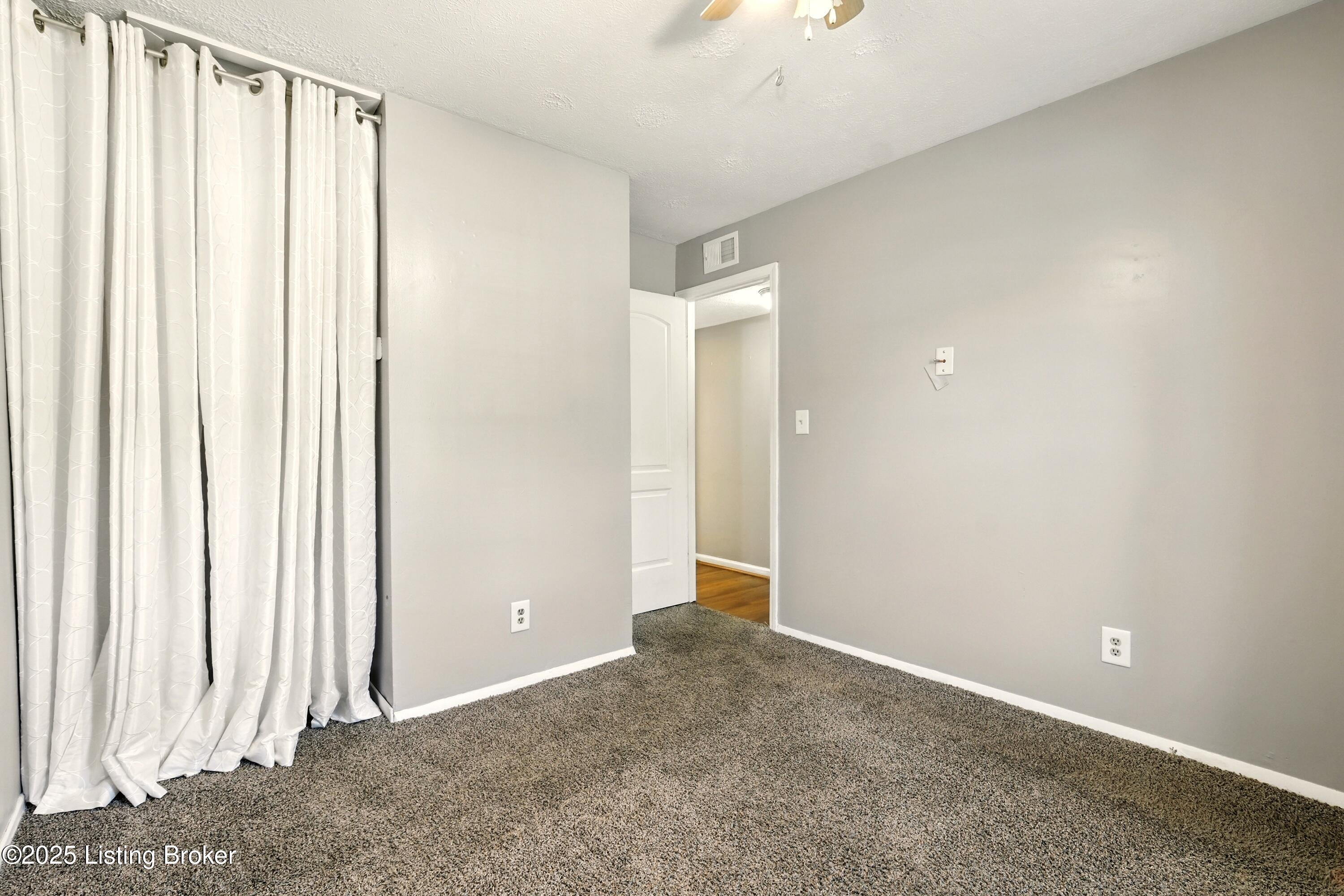 325 East Blue Jay Road Louisville, KY 40229 - Photo 22 of 35 Bedroom two