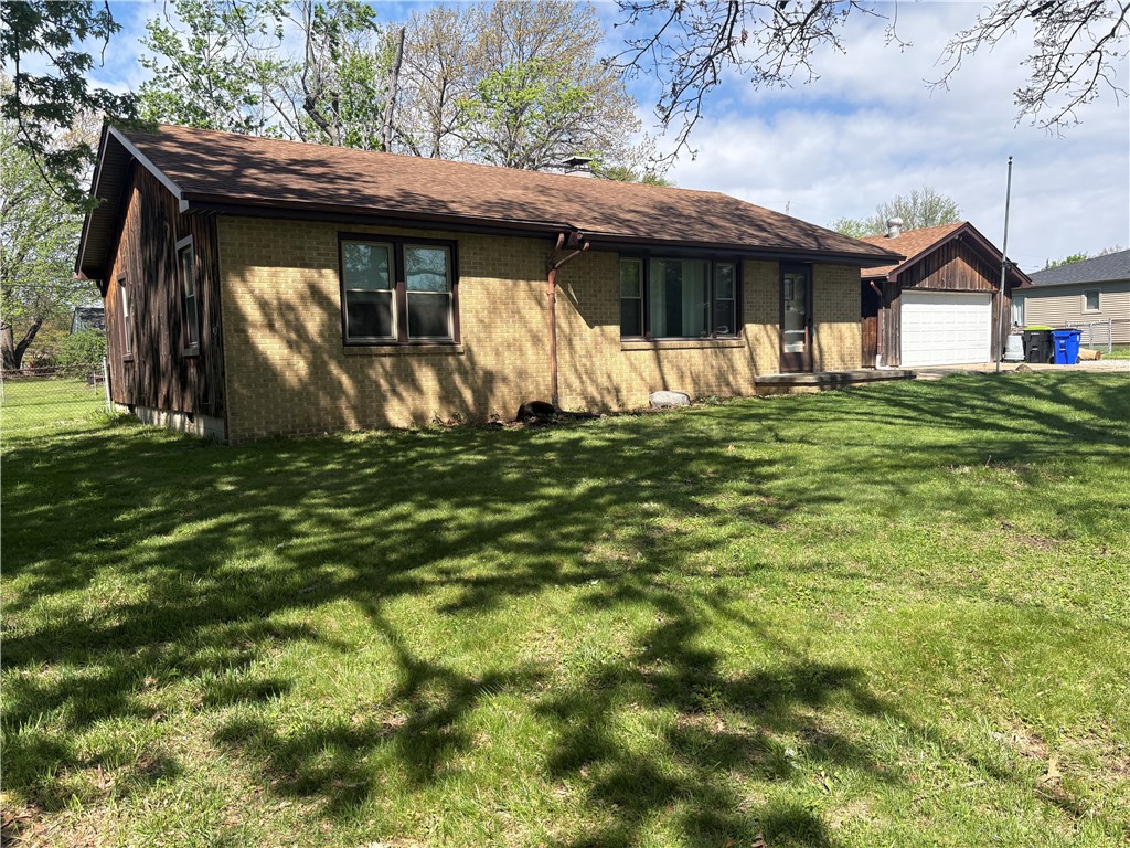 345 North 34th Street Decatur, IL 62521 - Photo 1 of 17