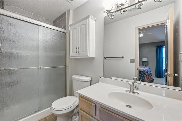 $199,000 | 1335 Southeast Broadway Circle, Lee's Summit, MO 64081