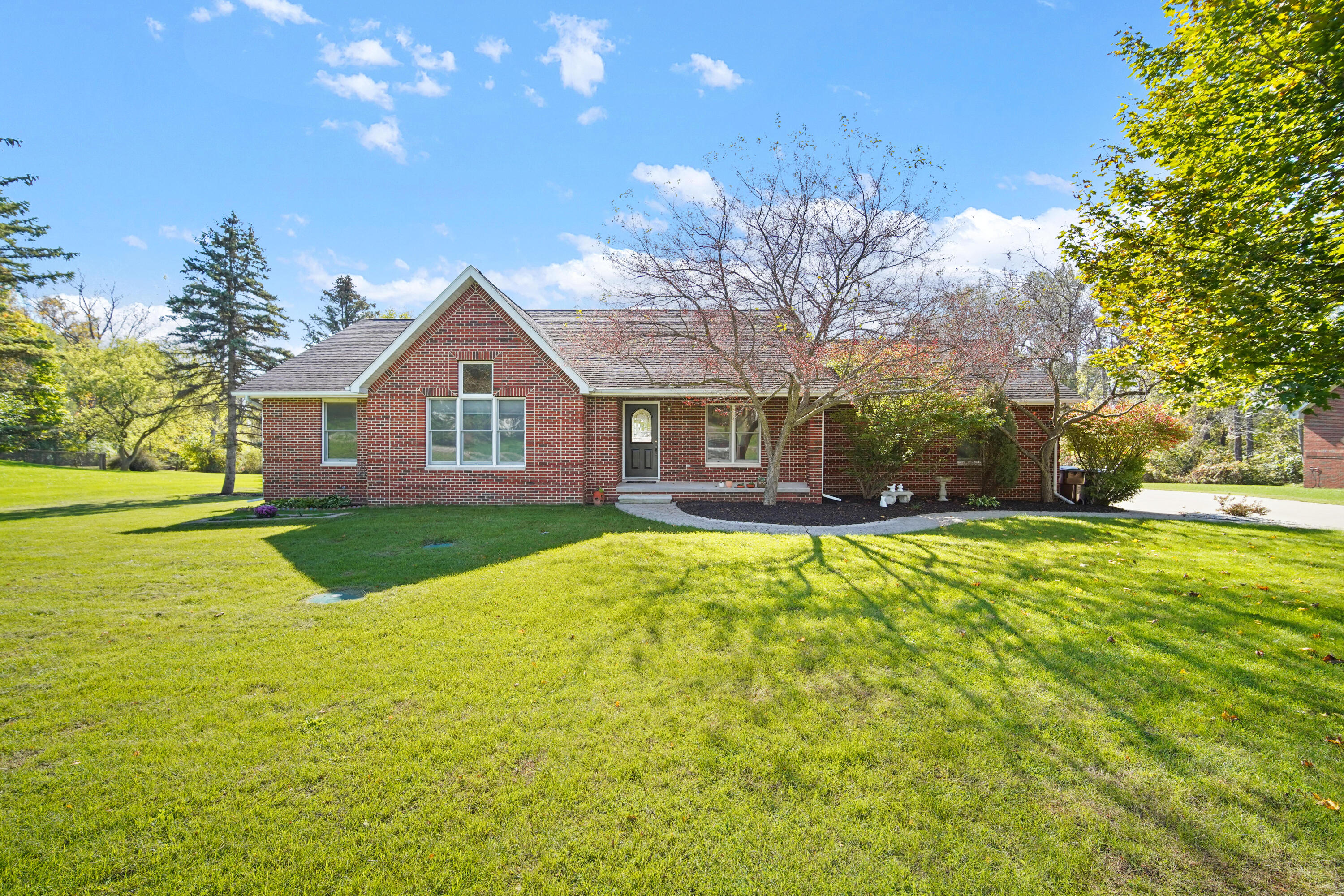 4216 Judd Road Milan, MI 48160 - Photo 2 of 52 DSC08406