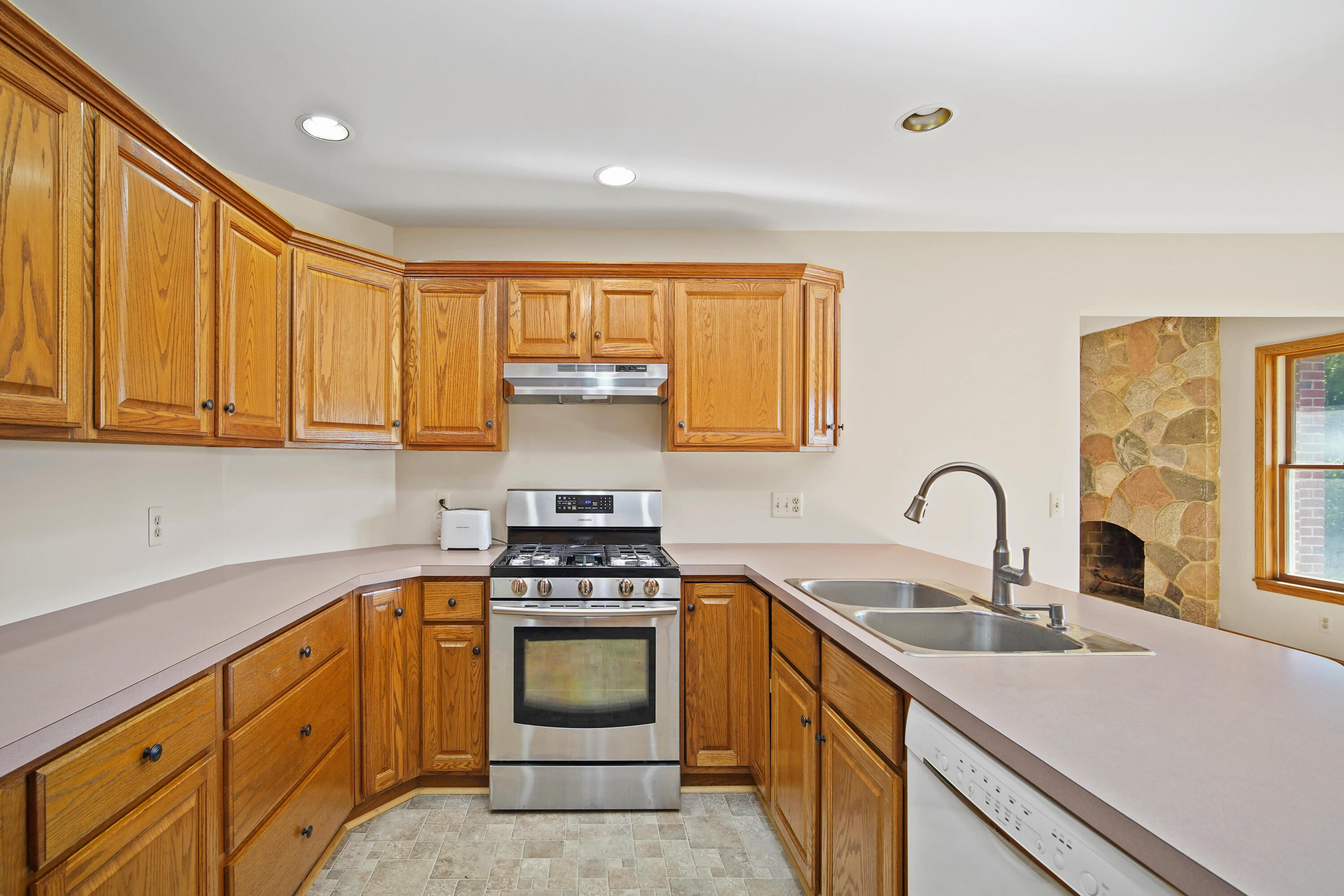4216 Judd Road Milan, MI 48160 - Photo 5 of 52 DSC08316