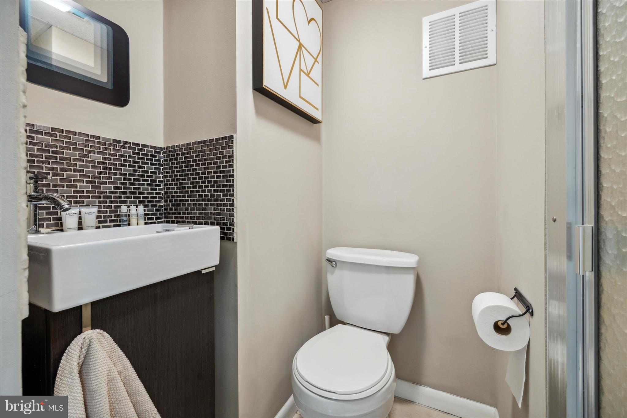 1575 Hagys Ford Road Narberth, PA 19072 - Photo 32 of 44 Basement living space with ensuite bathroom