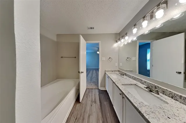 $2,295 | 4873 Parkview Hills Lane, Fort Worth, TX 76179