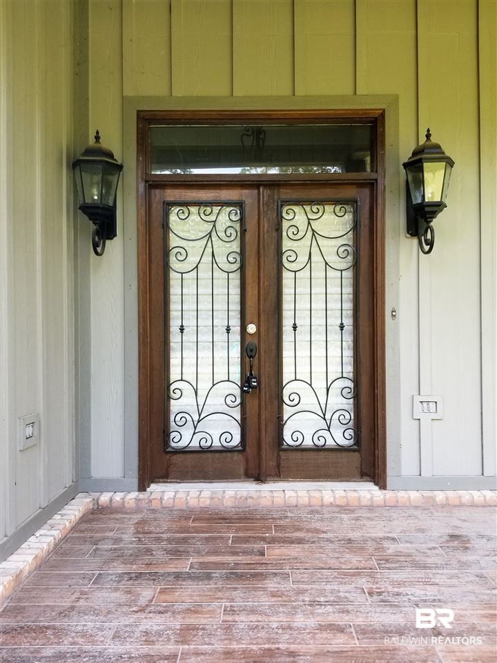 7182 Maureen Circle Daphne, AL 36527 - Photo 3 of 24