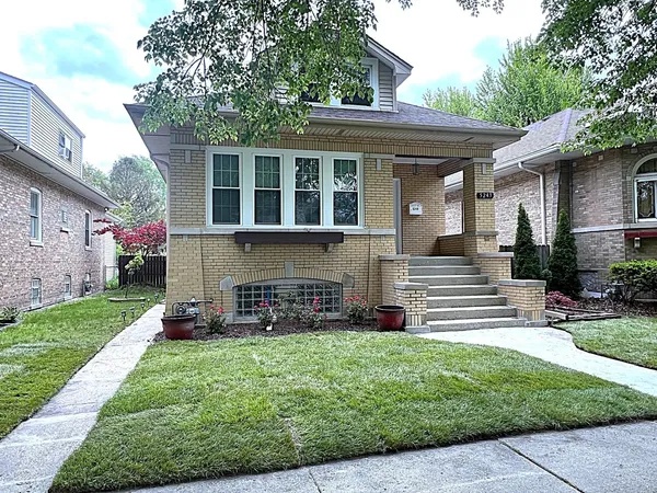 $649,900 | 5249 Hoffman Street, Skokie, IL 60077