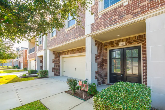$415,000 | 3223 Harmony Creek Lane, Spring, TX 77386