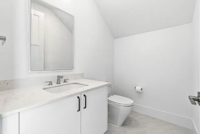 $2,200,000 | 691 Kingsbridge Street, Boca Raton, FL 33487