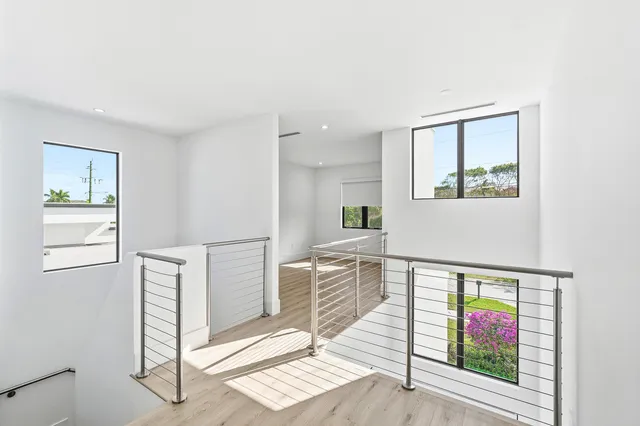 $2,200,000 | 691 Kingsbridge Street, Boca Raton, FL 33487