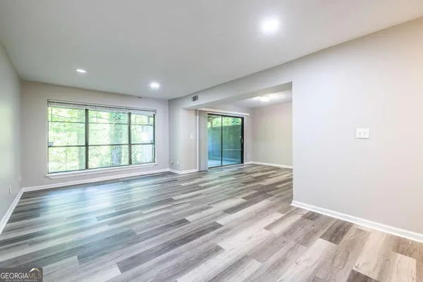 $1,475 | 1010 Mariners Court, Stone Mountain, GA 30083