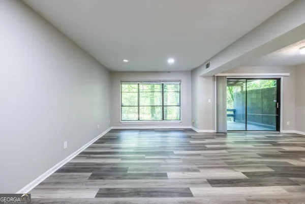 $1,475 | 1010 Mariners Court, Stone Mountain, GA 30083