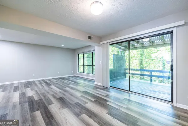 $1,475 | 1010 Mariners Court, Stone Mountain, GA 30083