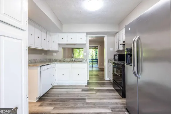 $1,475 | 1010 Mariners Court, Stone Mountain, GA 30083