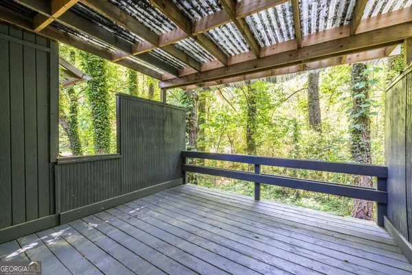 $1,475 | 1010 Mariners Court, Stone Mountain, GA 30083