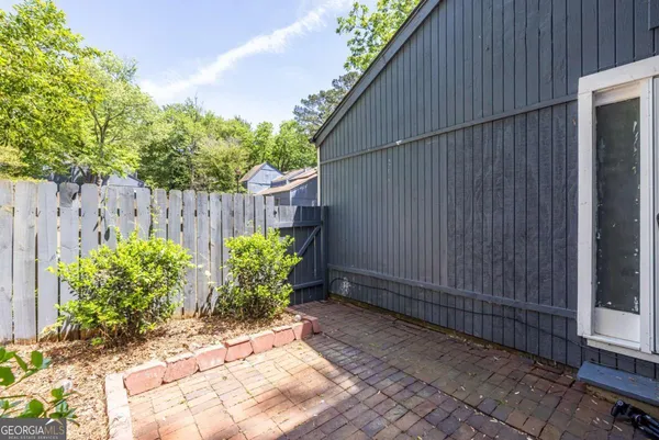 $1,475 | 1010 Mariners Court, Stone Mountain, GA 30083