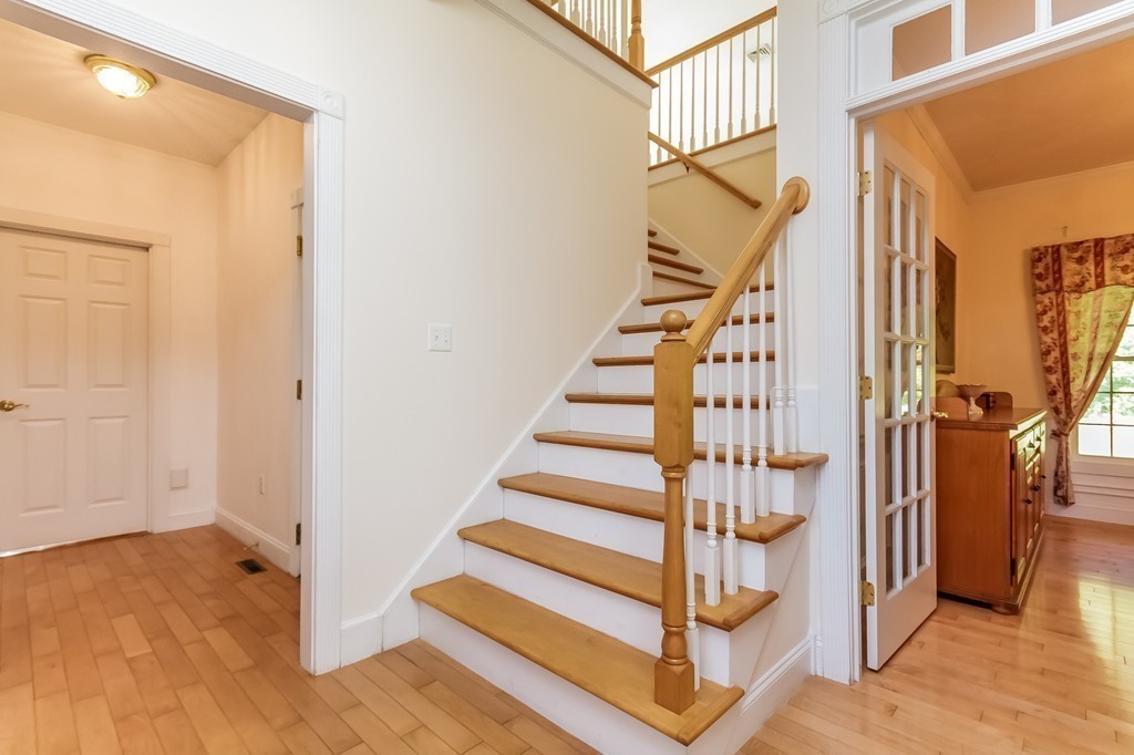 331 Hollis Road Lunenburg, MA 01462 - Photo 6 of 29 Gallery Image 6
