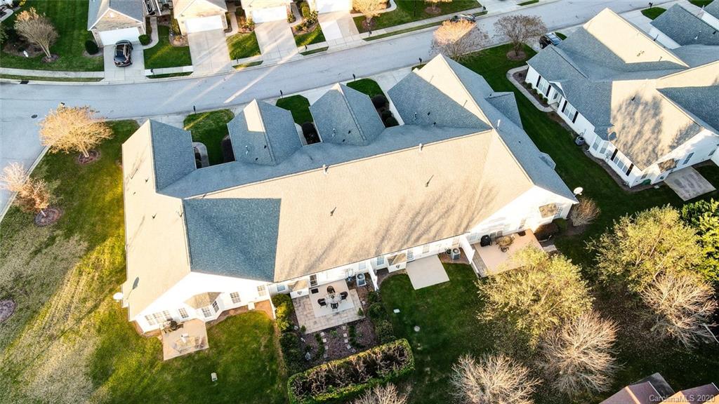 336 Garnet Court Fort Mill, SC 29708 - Photo 3 of 20
