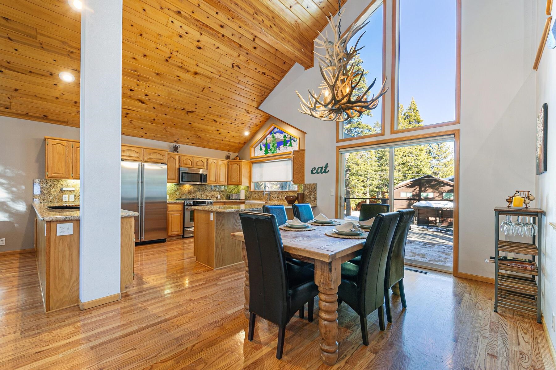 11443 Chalet Road Truckee, CA 96161 - Photo 9 of 28 Gallery Image 9