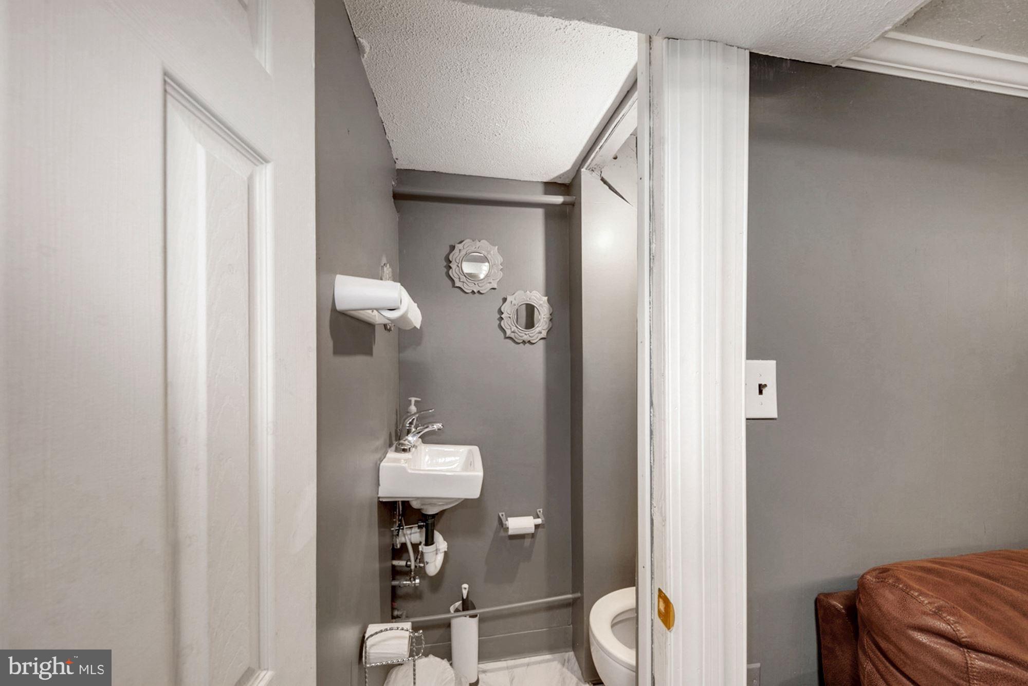 3713 Raspe Avenue Baltimore, MD 21206 - Photo 25 of 27 Gallery Image 25