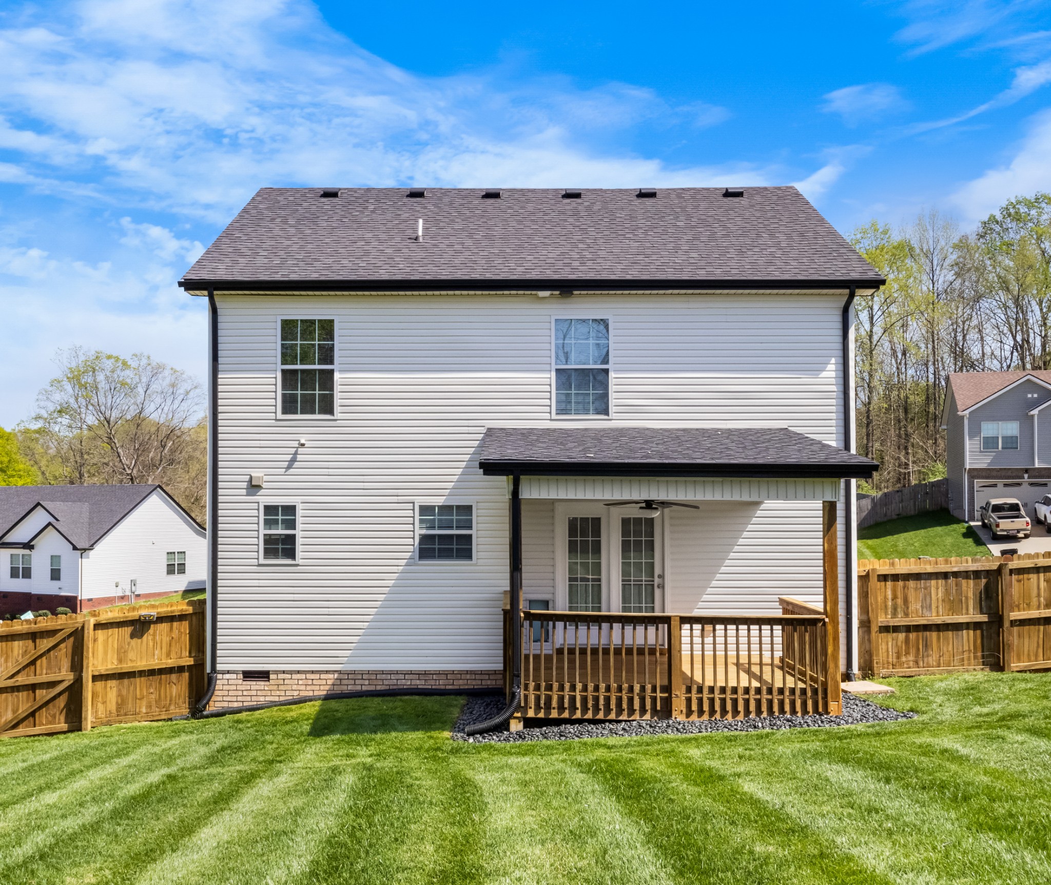 1145 Racker Drive Clarksville, TN 37043 - Photo 33 of 44 a front view of a house with a garden