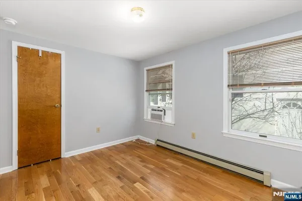 $3,500 | 418 Union Avenue, Unit 1, Rutherford, NJ 07070