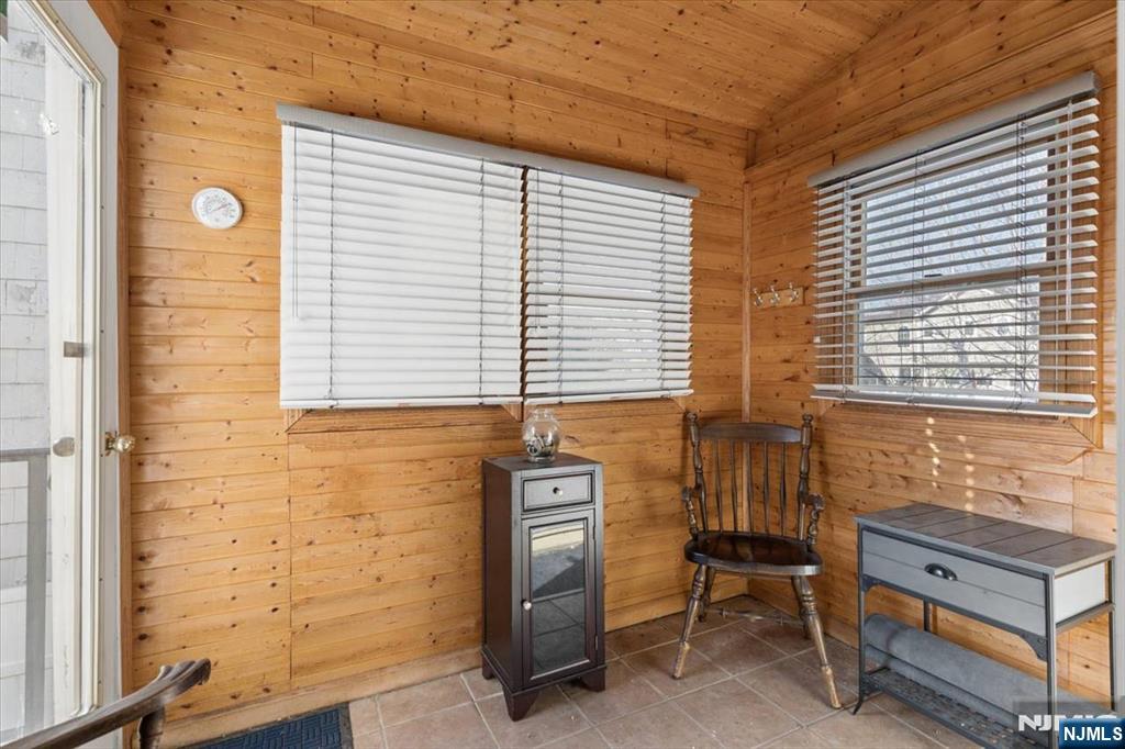 418 Union Avenue, Unit 1 Rutherford, NJ 07070 - Photo 22 of 24