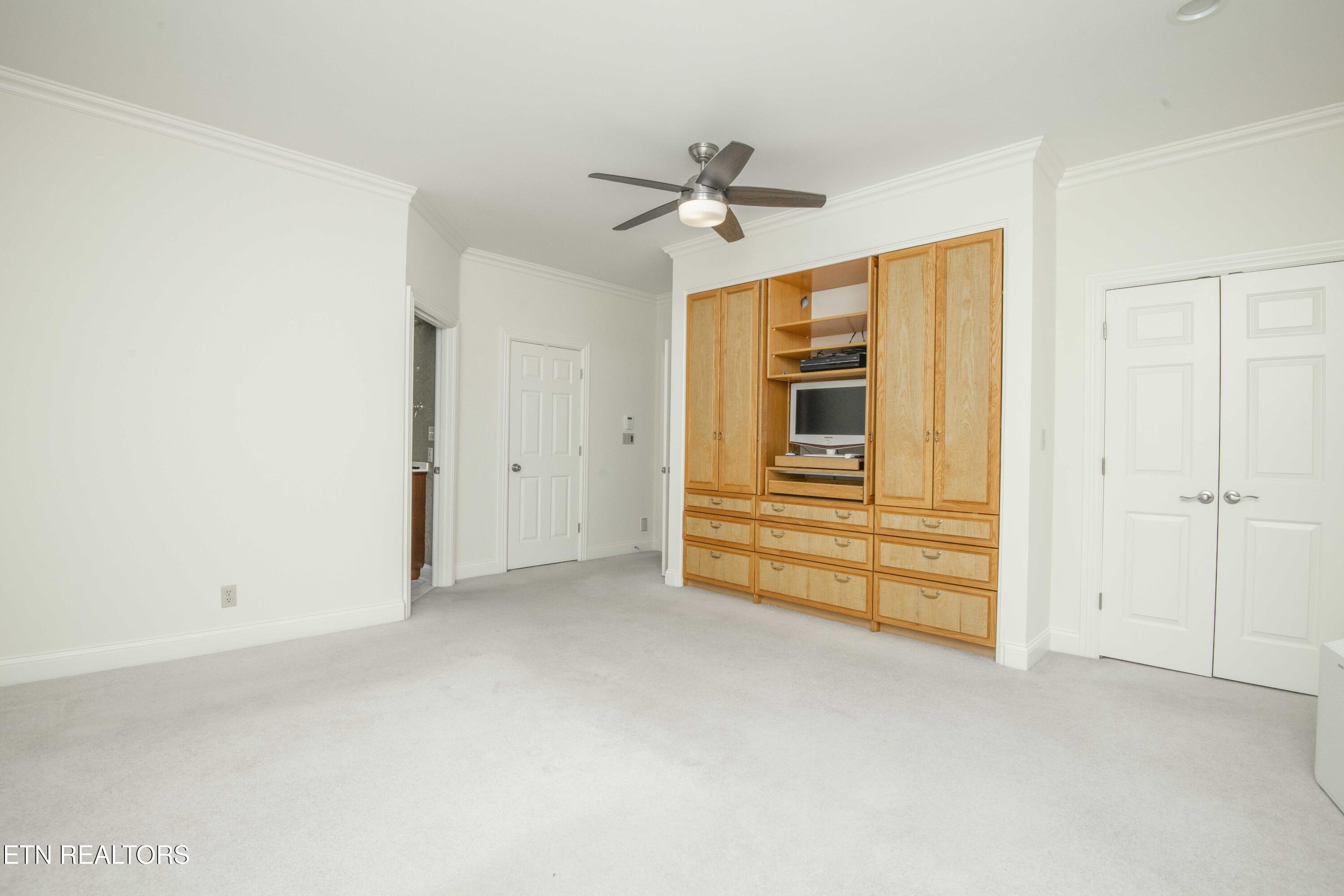 197 Whippoorwill Drive Oak Ridge, TN 37830 - Photo 17 of 40 MASTER BEDROOM