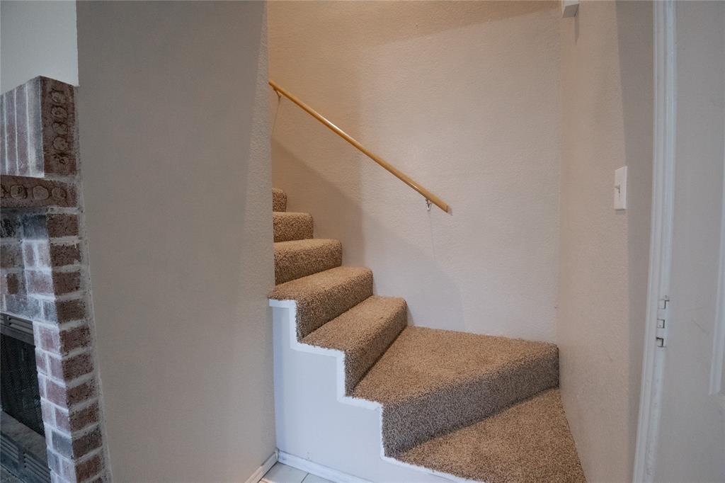 675 Harbor Drive North, Unit C Azle, TX 76020 - Photo 12 of 19 a view of entryway and hall