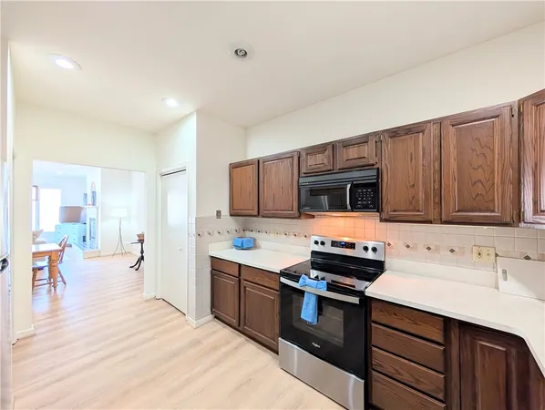 $364,900 | 487 Tall Ship Drive, Unit 121, Salem, SC 29676