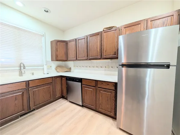 $349,900 | 487 Tall Ship Drive, Unit 121, Salem, SC 29676