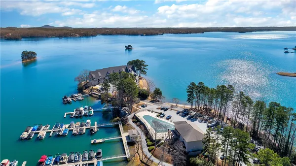 $364,900 | 487 Tall Ship Drive, Unit 121, Salem, SC 29676