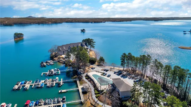 $364,900 | 487 Tall Ship Drive, Unit 121, Salem, SC 29676