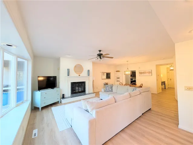 $364,900 | 487 Tall Ship Drive, Unit 121, Salem, SC 29676