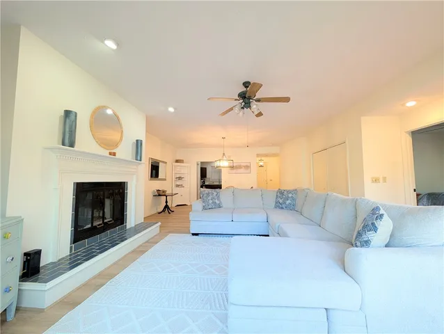 $364,900 | 487 Tall Ship Drive, Unit 121, Salem, SC 29676