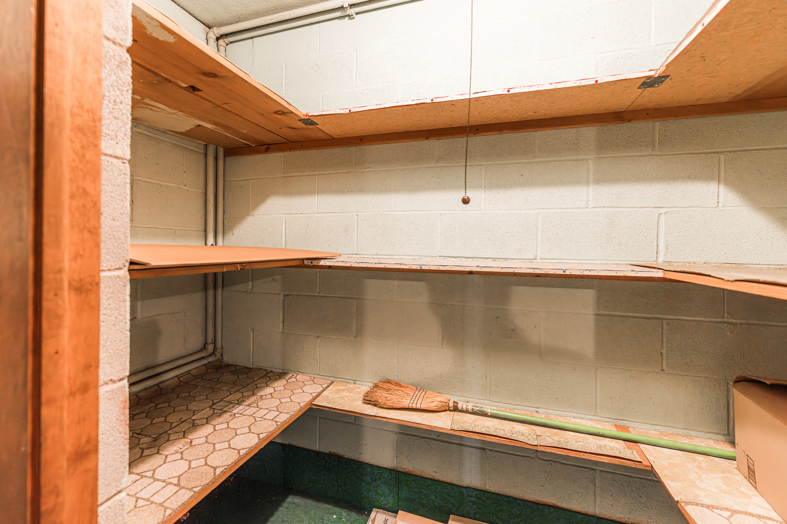 5806 Wolf Road, Unit B4 Western Springs, IL 60558 - Photo 17 of 17 Gallery Image 17