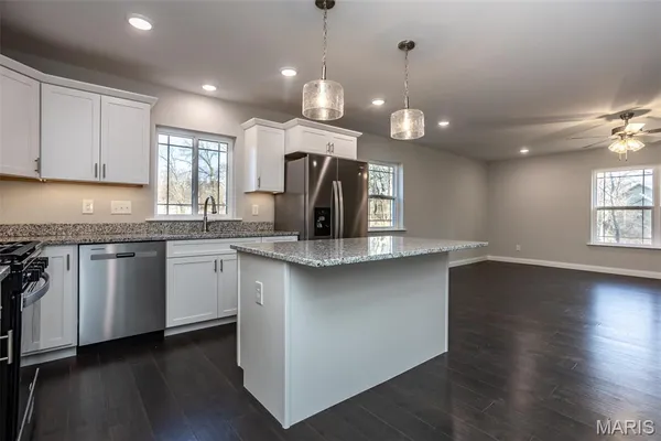 $720,000 | 652 North Kansas Street, Unit 652A & B, Edwardsville, IL 62025