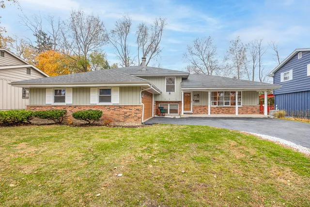 $549,000 | 1431 62nd Street, Downers Grove, IL 60516