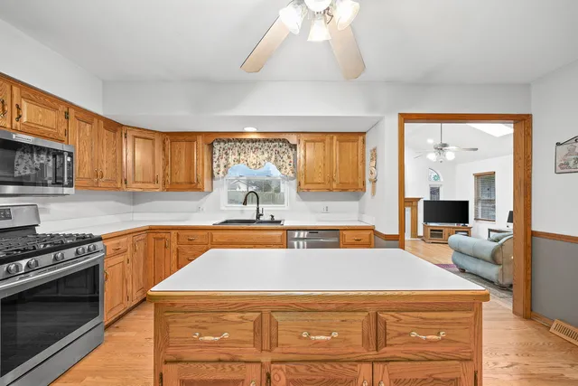 $549,000 | 1431 62nd Street, Downers Grove, IL 60516