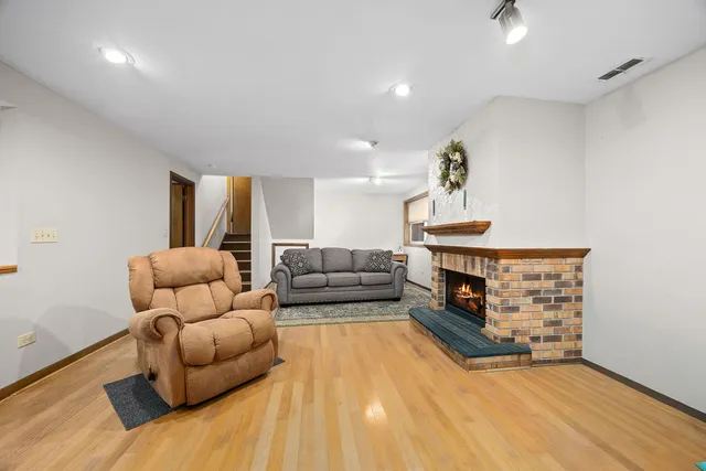 $549,000 | 1431 62nd Street, Downers Grove, IL 60516