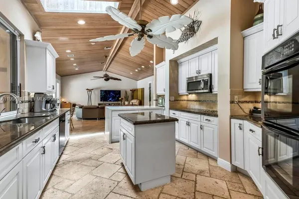 $1,799,000 | 5328 East Leitner Drive, Coral Springs, FL 33067