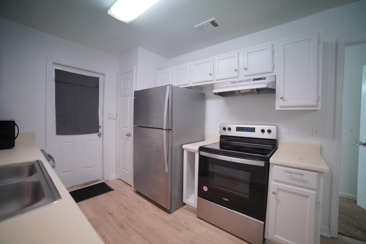 1264 Ocala Road, Unit B Tallahassee, FL 32304 - Photo 23 of 28