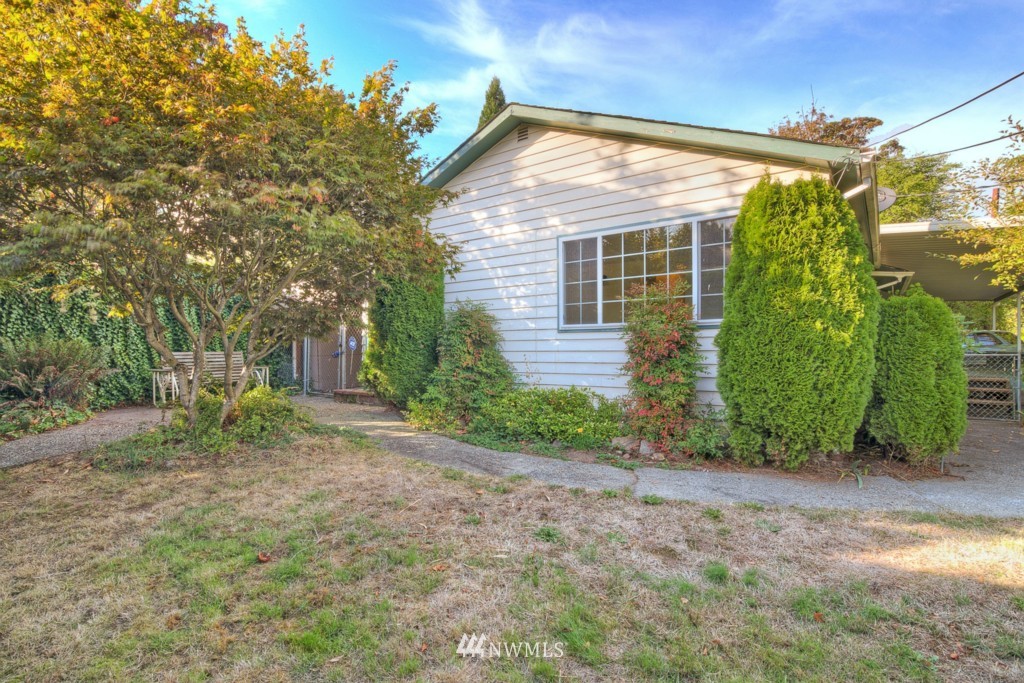 302 Northwest 2nd Place Renton, WA 98057 - Photo 1 of 13