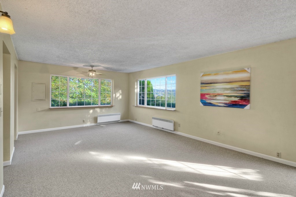 302 Northwest 2nd Place Renton, WA 98057 - Photo 3 of 13